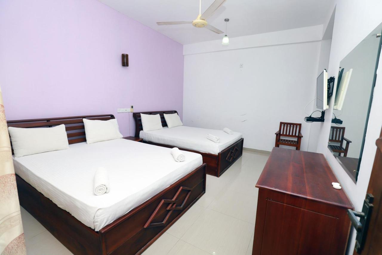 Yala Rich Lodge Tissamaharama Extérieur photo