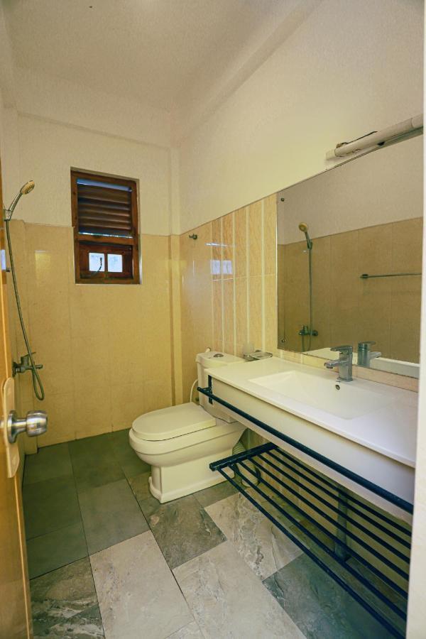Yala Rich Lodge Tissamaharama Extérieur photo